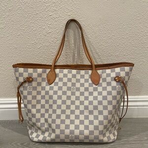 Louis Vuitton Neverfull Tote Damier MM